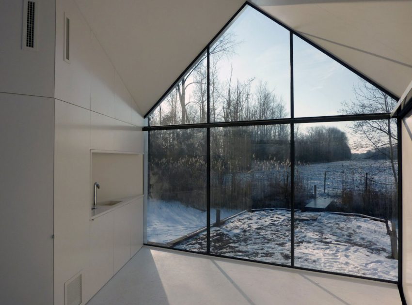 A Comfortable and Cozy House with Wonderful Views in the Loosdrechtse Plas by 2by4-architects (17)