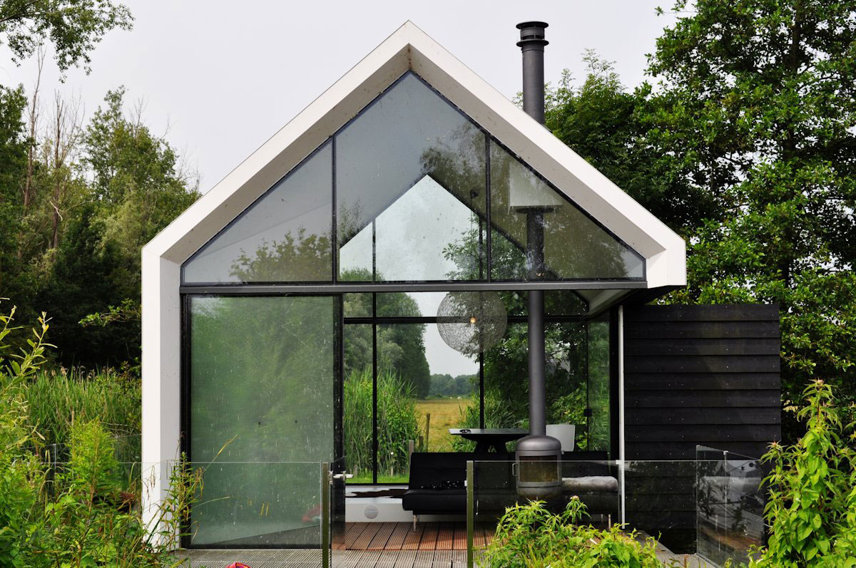 A Comfortable and Cozy House with Wonderful Views in the Loosdrechtse Plas by 2by4-architects (7)