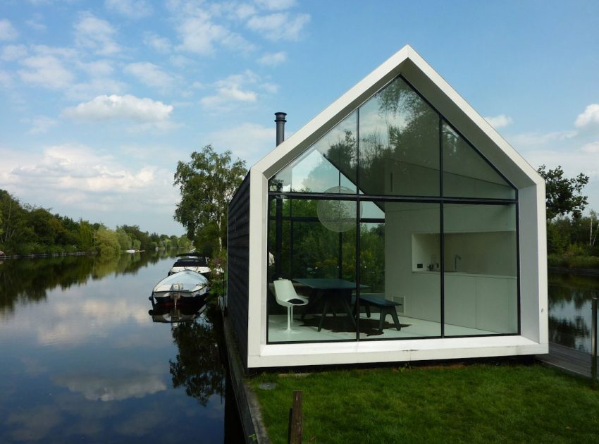 A Comfortable and Cozy House with Wonderful Views in the Loosdrechtse Plas by 2by4-architects (8)