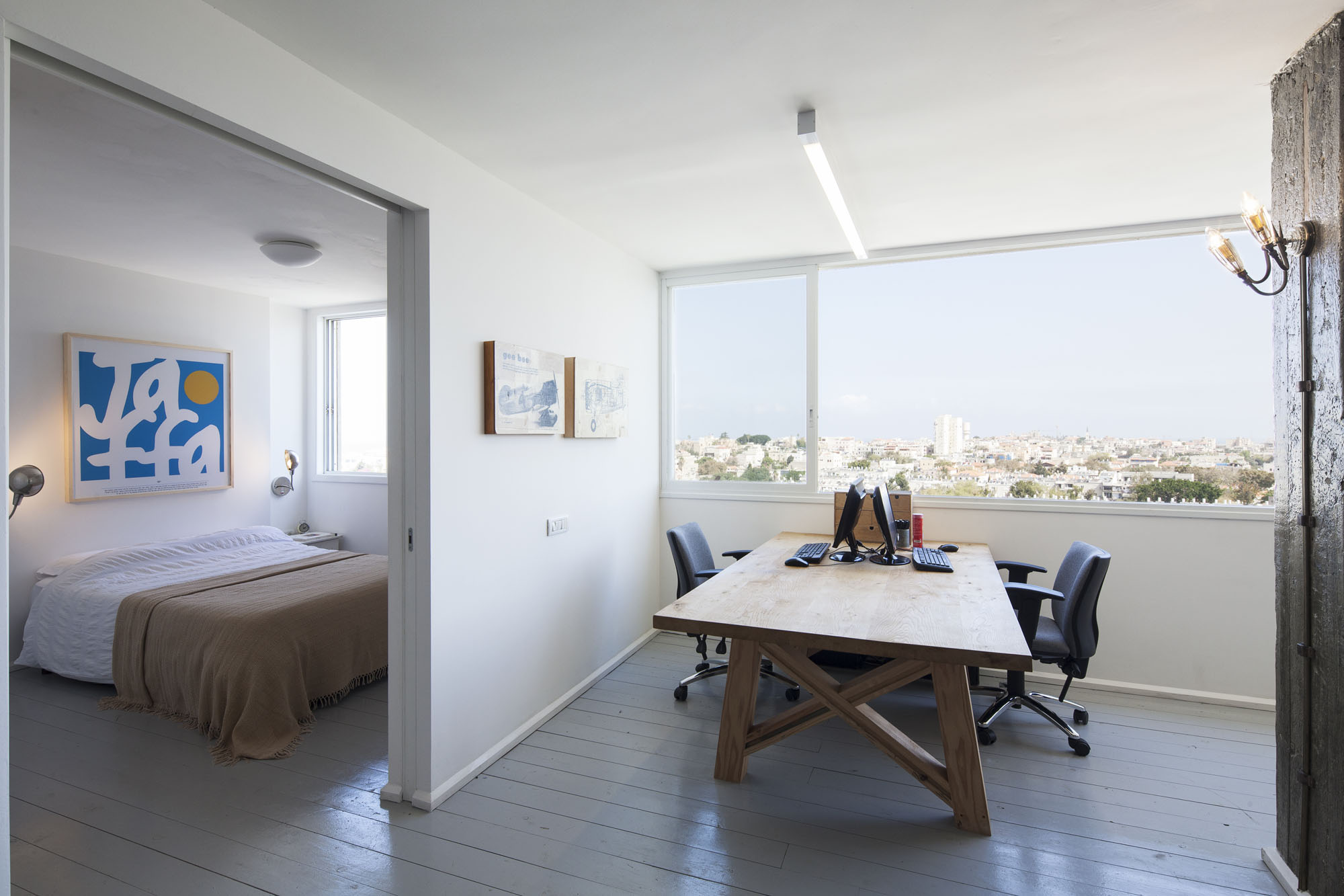A Contemporary Apartment for a Young Couple, an Interior Designer and a Graphic Designer in Jaffa by Henkin Shavit Architecture & Design (8)