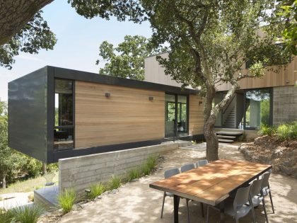 A Contemporary Home Features Patio with Cantilevered Deck in San Anselmo by Shands Studio (3)