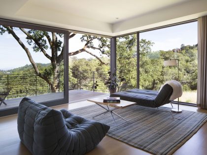 A Contemporary Home Features Patio with Cantilevered Deck in San Anselmo by Shands Studio (6)