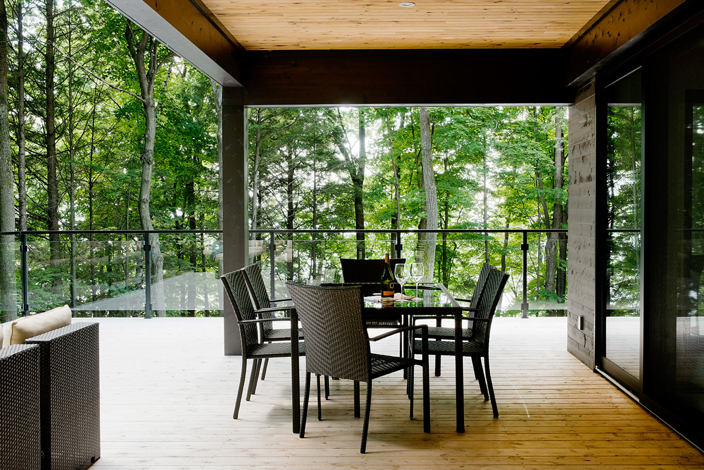 A Contemporary House with a Privileged Natural Environment of Lakes and Mountains in Quebec by Boom Town (20)