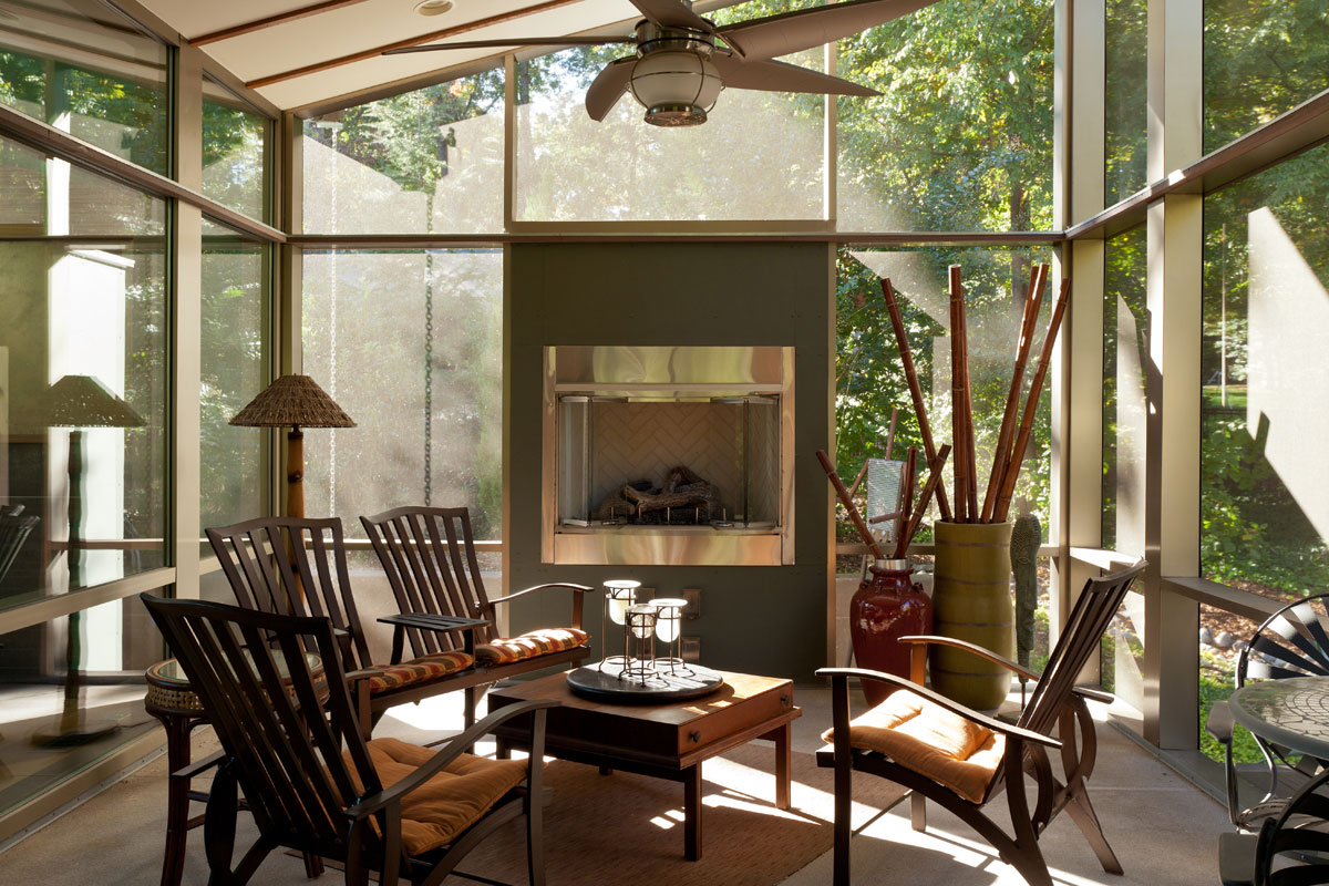A Cozy Contemporary Home Illuminated with Natural Light in North Carolina by Krichco Construction (10)