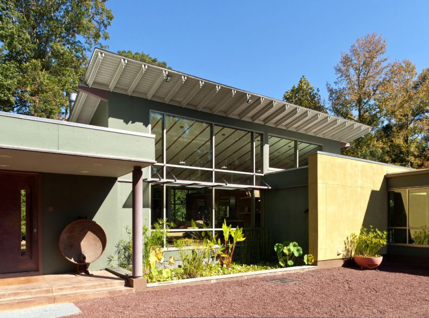 A Cozy Contemporary Home Illuminated with Natural Light in North Carolina by Krichco Construction (2)