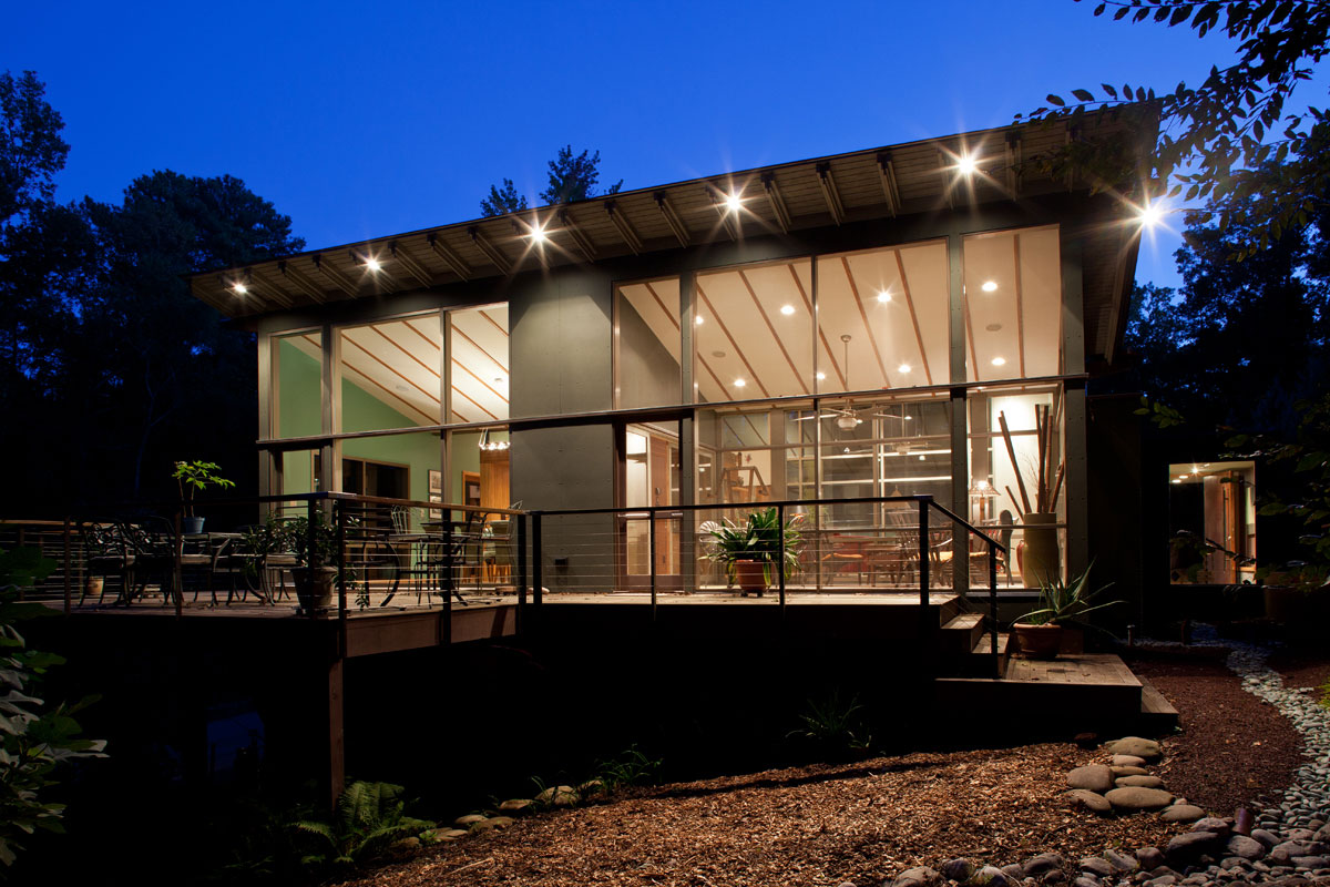 A Cozy Contemporary Home Illuminated with Natural Light in North Carolina by Krichco Construction (23)