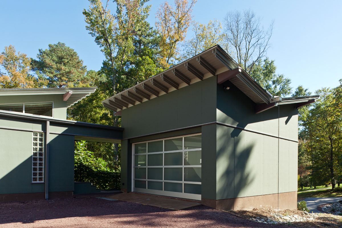 A Cozy Contemporary Home Illuminated with Natural Light in North Carolina by Krichco Construction (7)