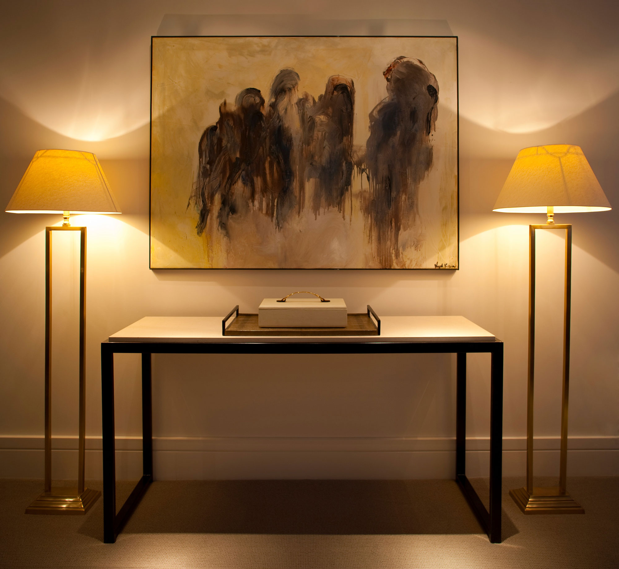 A Cozy Contemporary House with Warm and Luxurious Interiors in London, England by Roselind Wilson Design (7)