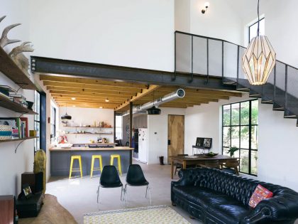 A Cozy Modern Rustic Home with Clean Lines and Organic Elements in Austin by Pavonetti Design (7)