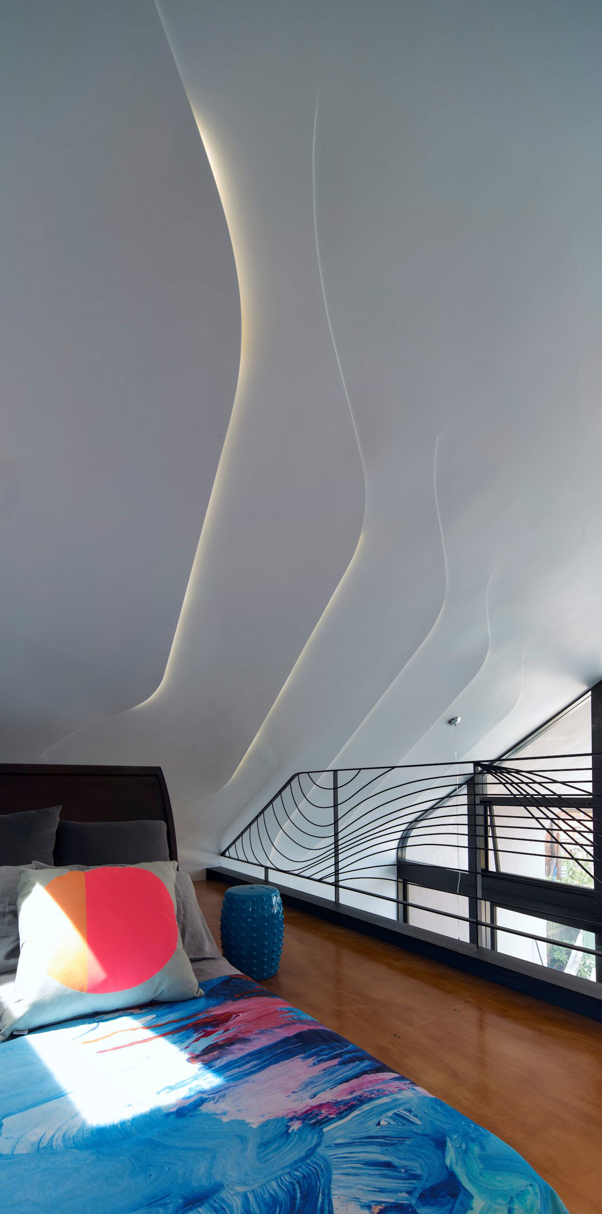 A Cozy, Warm and Friendly House for a Stylish Young Family in Sydney by Enter Projects (8)