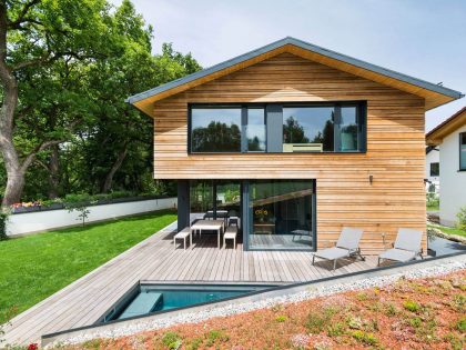 A Cozy and Elegant Modern Home with Inviting Ambiance in Oberhaching