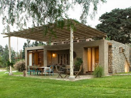 A Cozy and Quiet Stone House Surrounded by a Charming Landscape of Antioquia District, Peru by Marina Vella Arquitectos (12)