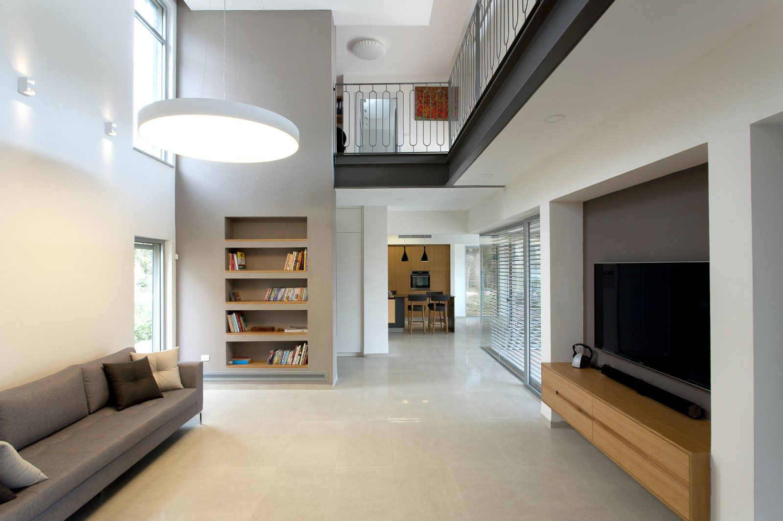 A Cozy and Stylish Contemporary Home in Shomrat, Israel by SaaB Architects (6)
