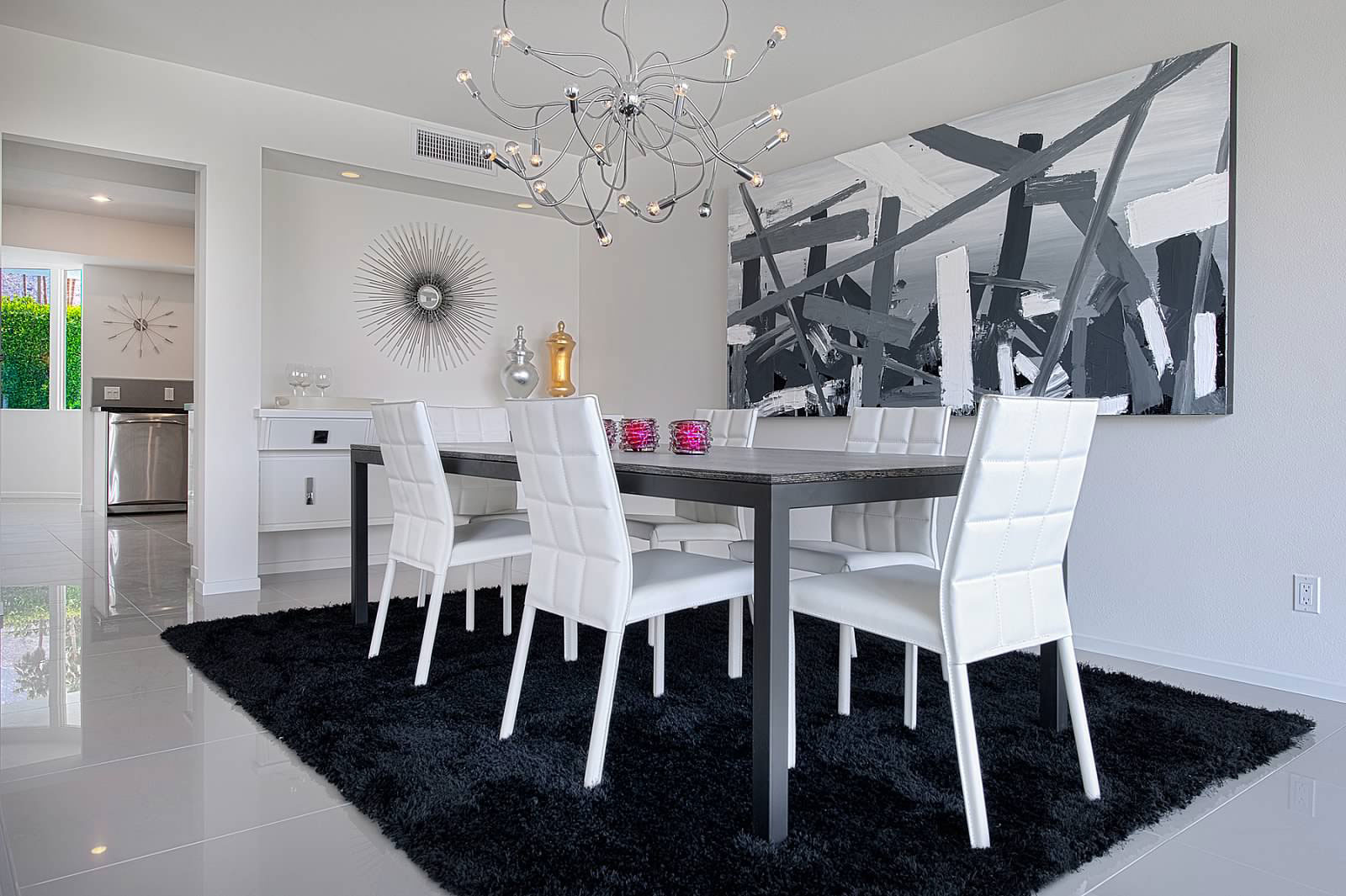 A Fascinating and Stylish Modern Home with Beautiful Landscape in Palm Springs by H3K Design (16)