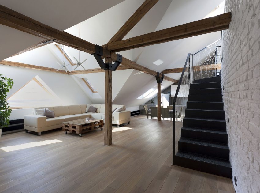 A Former Attic Becomes a Cozy Modern Loft in Prague, Czech Republic by B² Architecture (1)