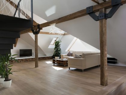 A Former Attic Becomes a Cozy Modern Loft in Prague, Czech Republic by B² Architecture (2)