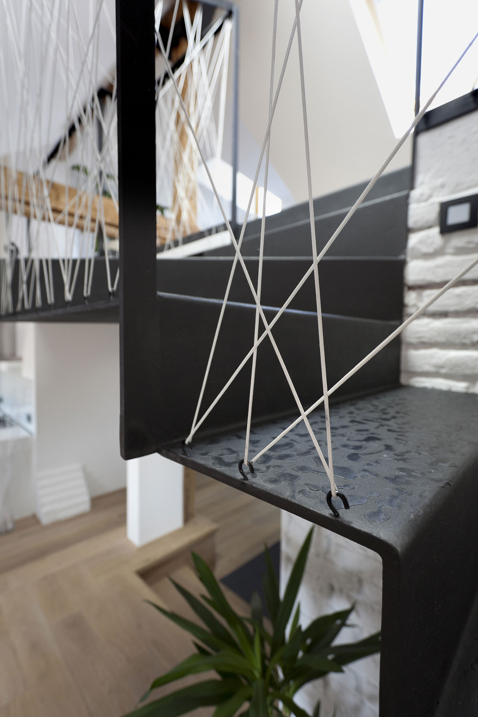A Former Attic Becomes a Cozy Modern Loft in Prague, Czech Republic by B² Architecture (9)