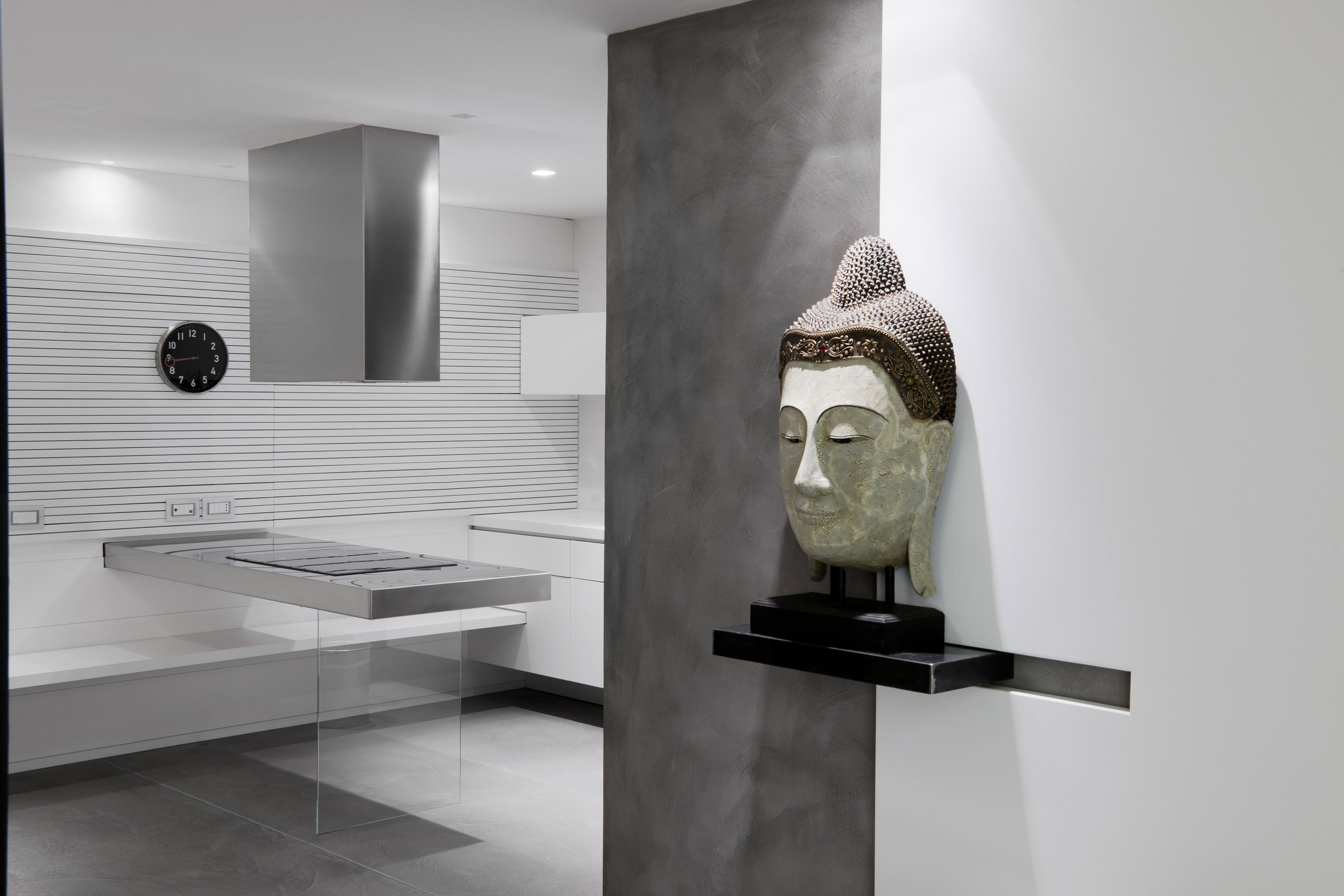 A Former Garage Becomes an Elegant and Luminous Home in San Daniele del Friuli, Italy by Edoardo Petri (4)