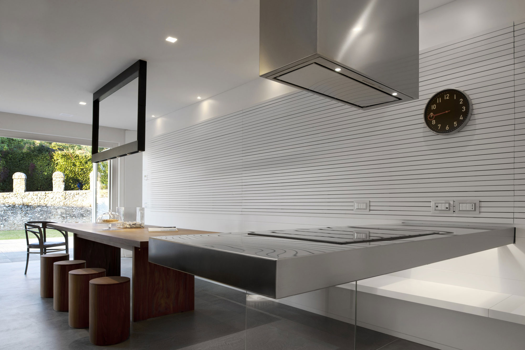 A Former Garage Becomes an Elegant and Luminous Home in San Daniele del Friuli, Italy by Edoardo Petri (5)