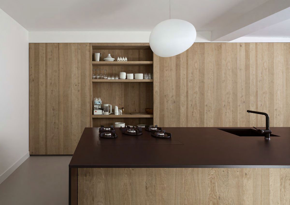 A Former Garage Turned Into a Spacious and Lavish Home in Amsterdam by i29 Interior Architects (10)