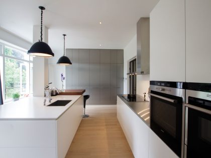 A Former Museum Transformed Into a Luxury Contemporary Home in Rotterdam by Peña Architecture (9)