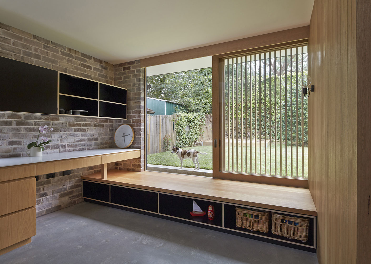 A Luminous Contemporary Home Built From Recycled Bricks in Sydney by Andrew Burges Architects (11)