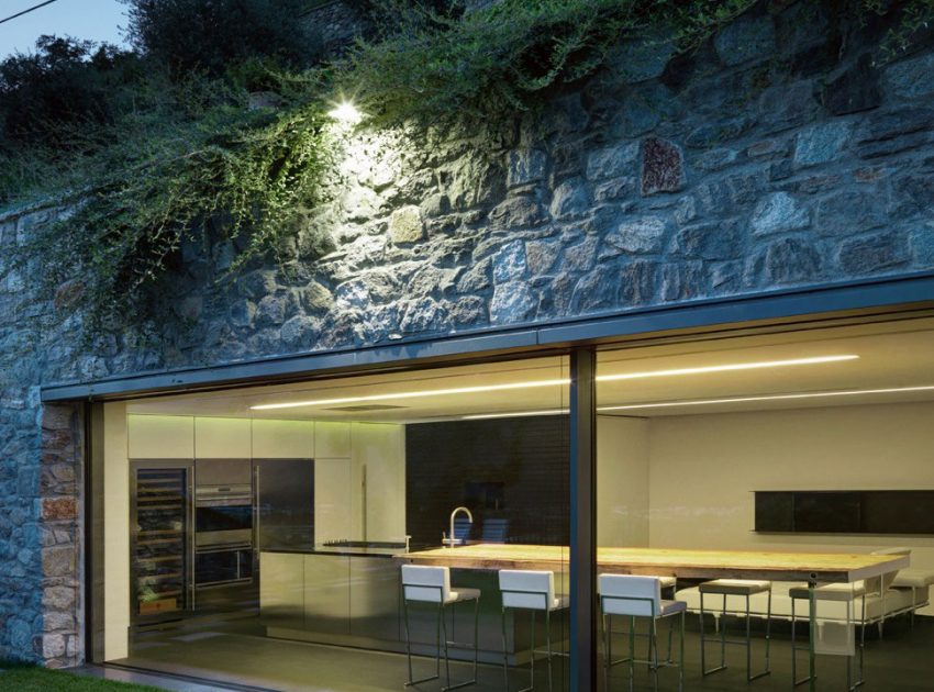 A Luminous Contemporary Home Nestled in the Breathtaking Mountains of Valtellina by Rocco Borromini (19)