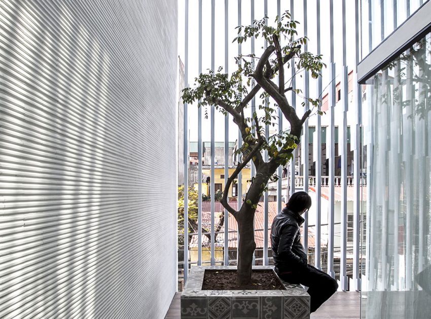 A Luminous Contemporary Home for a Single Man in Hanoi, Vietnam by AHL architects associates (19)