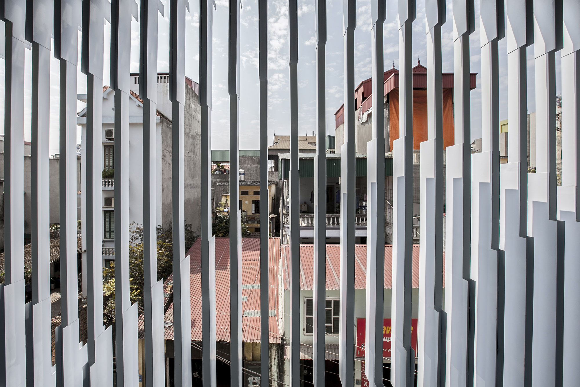 A Luminous Contemporary Home for a Single Man in Hanoi, Vietnam by AHL architects associates (23)
