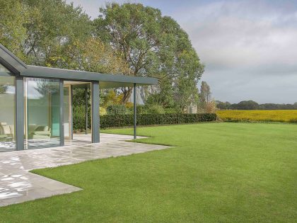 A Luminous Contemporary Home with Pitched Roof and Large Chimney in Hampshire by OB Architecture (4)