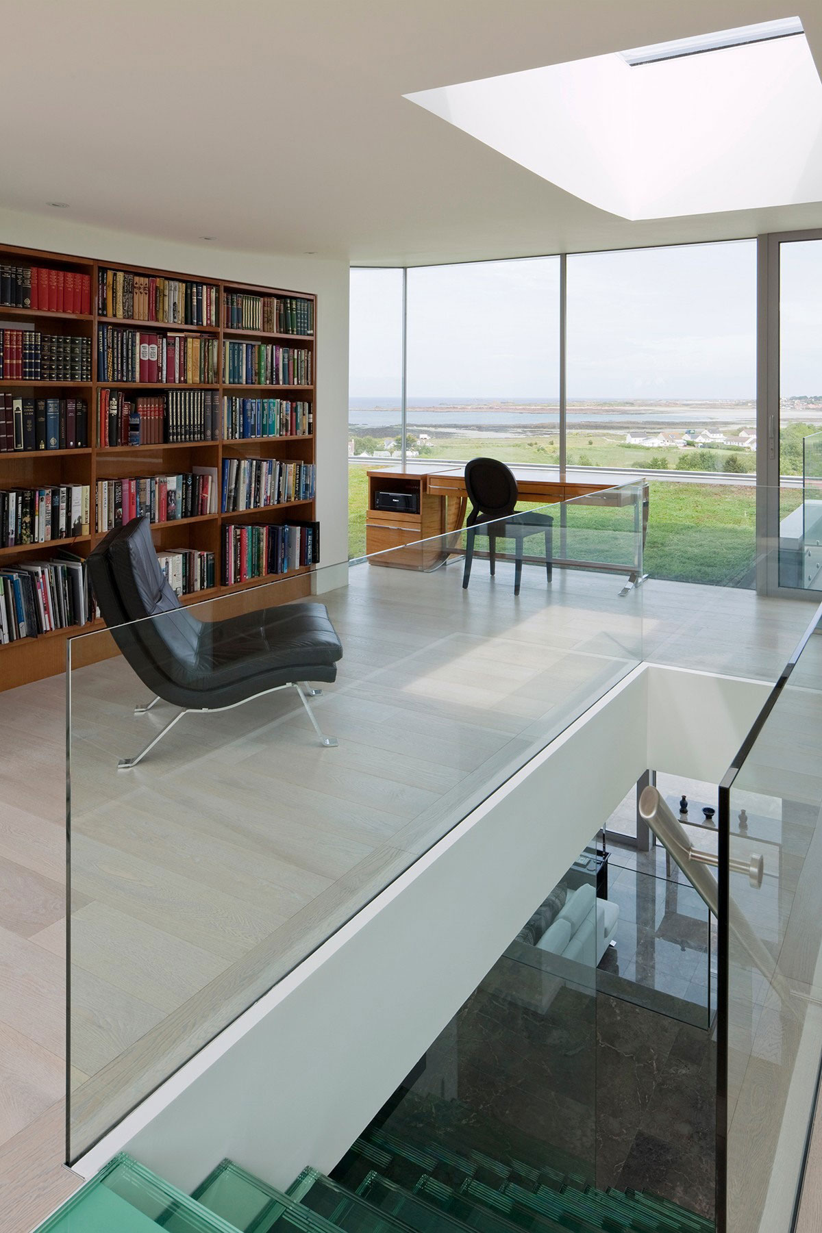 A Luminous Hillside Home with Spectacular Views in Castel, Guernsey by Jamie Falla Architecture (13)