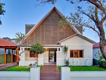 A Luminous and Dramatic Home with Spaces Full of Natural Light in Sydney by CplusC Architectural Workshop (1)