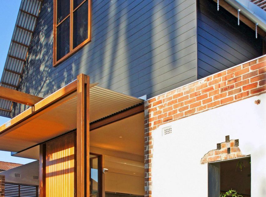 A Luminous and Dramatic Home with Spaces Full of Natural Light in Sydney by CplusC Architectural Workshop (4)