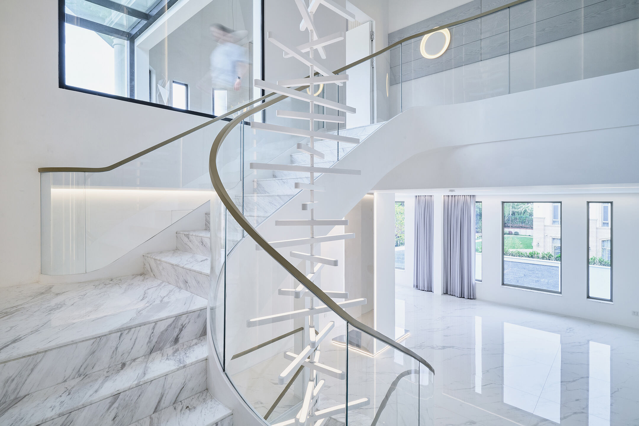 A Luxurious Modern Home with Bright and Unique Character in Shanghai, China by Young H Design (4)