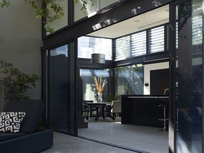 A Magnificent Contemporary Home Full of Elegance and Transparency in Hawthorn East by Steve Domoney Architecture (3)