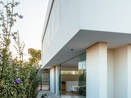 A Modern House Built with Focus on Natural Lighting and Ventilation in Sorocaba by Estudio BRA arquitetura (11)