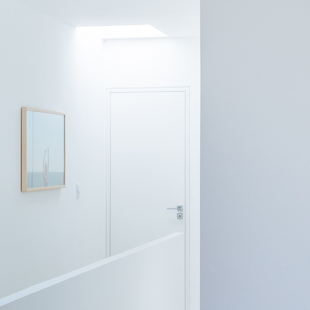 A Modern House Built with Focus on Natural Lighting and Ventilation in Sorocaba by Estudio BRA arquitetura (21)