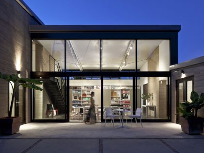 A Modern Rammed-Earth Home with Warmth and Natural Elegance in Mountain View by Atelier Hsu (9)