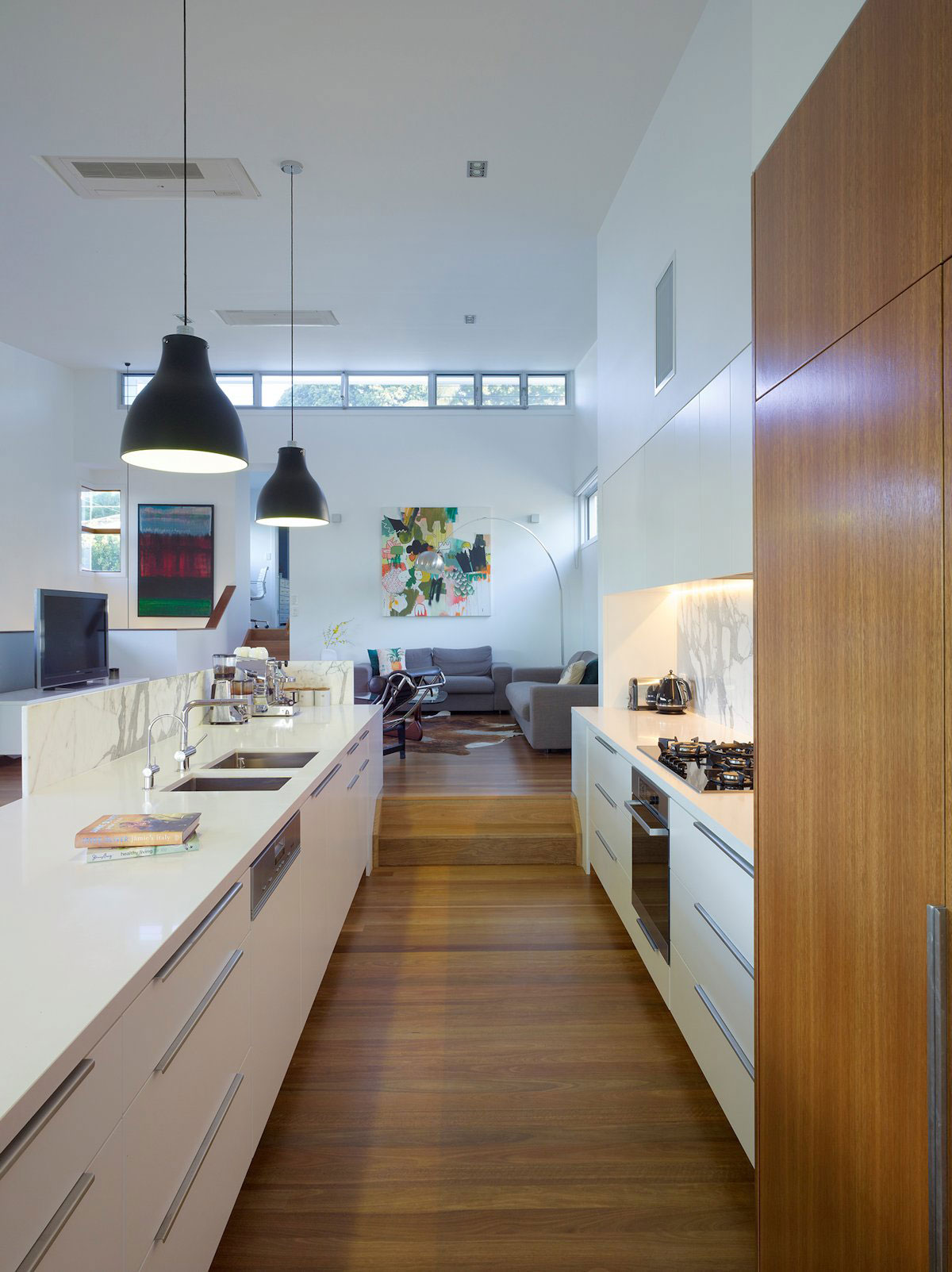 A Modern and Elegant House with Open Spaces and City Views in Paddington by Tim Stewart Architects (11)