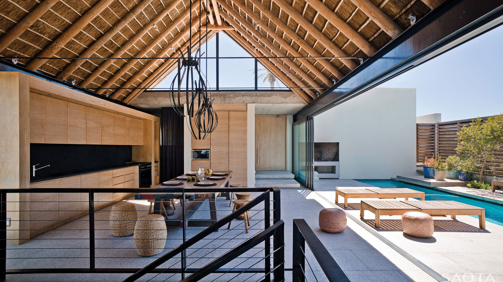 A Playful and L-Shaped Contemporary House with Spectacular Ocean Views in Shelley Point by SAOTA (3)