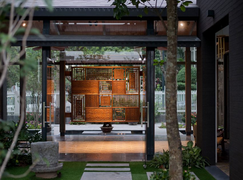 A Sensational Modern Home with Exquisite Landscaping in Ha Noi, Vietnam by Landmak Architecture (3)