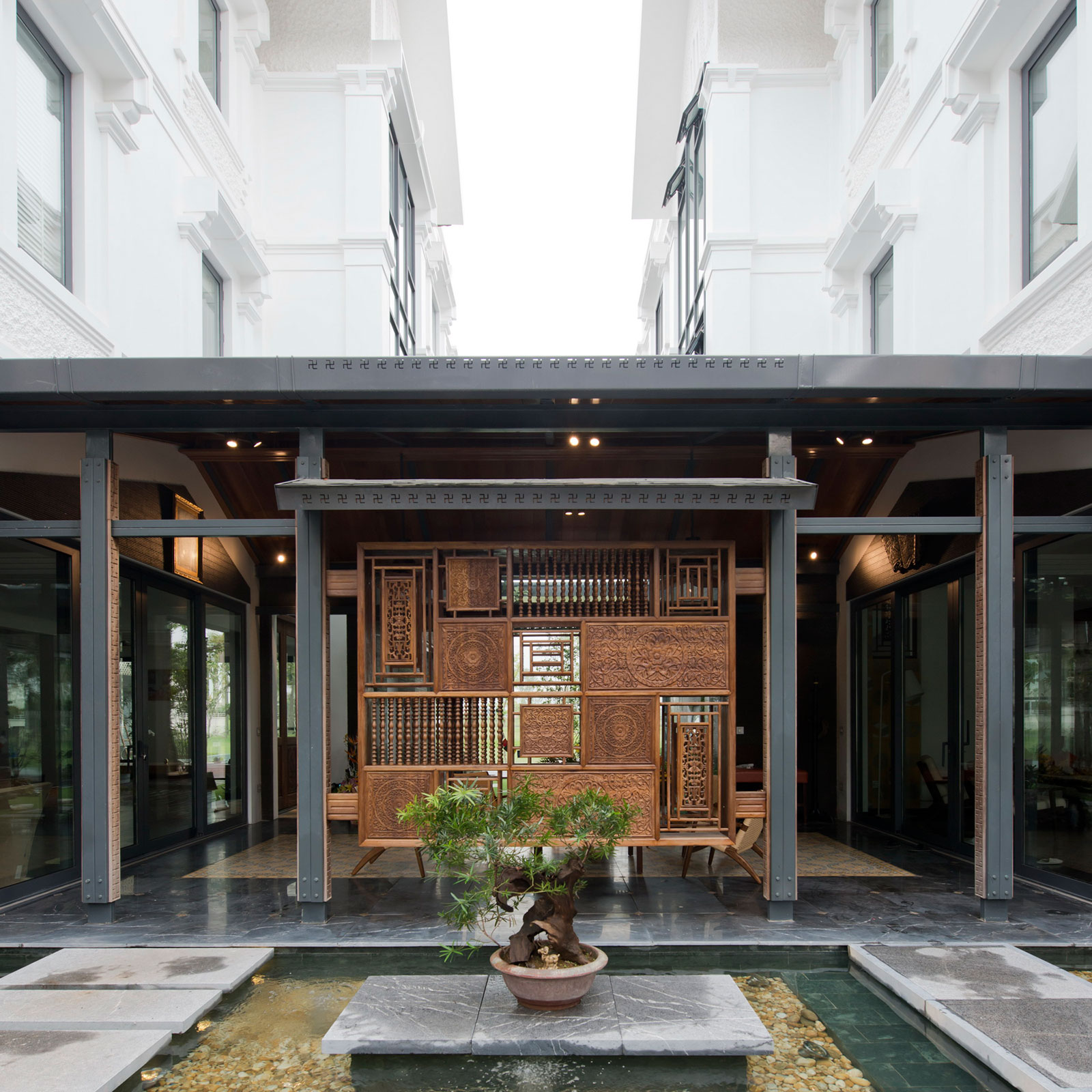 A Sensational Modern Home with Exquisite Landscaping in Ha Noi, Vietnam by Landmak Architecture (4)