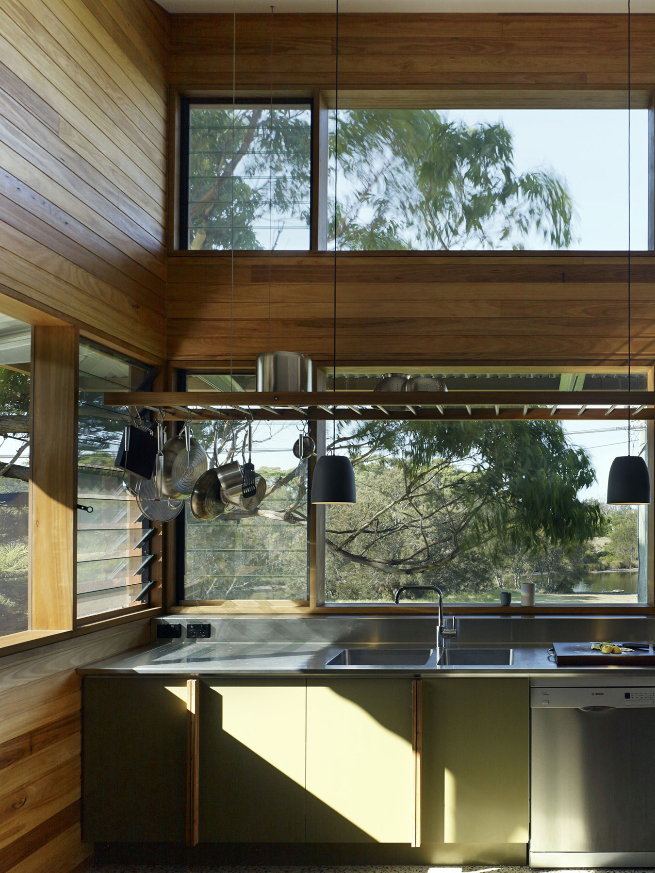 A Simple Contemporary Home for a Family of Committed Campers in New South Wales by Dunn & Hillam Architects (8)