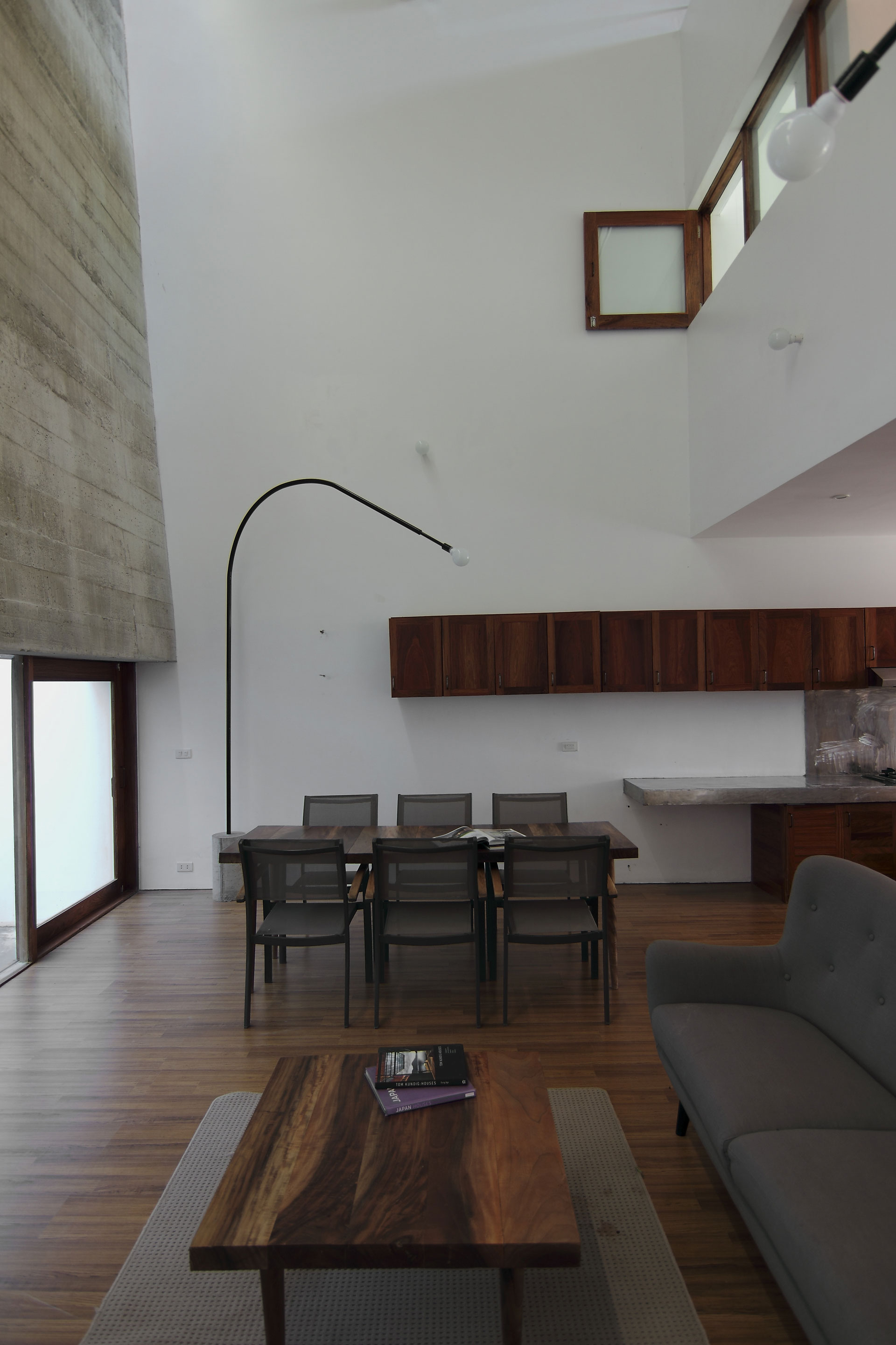 A Simple Country House with Natural Light and Wooden Furniture in Nghe An by Wangstudio (11)