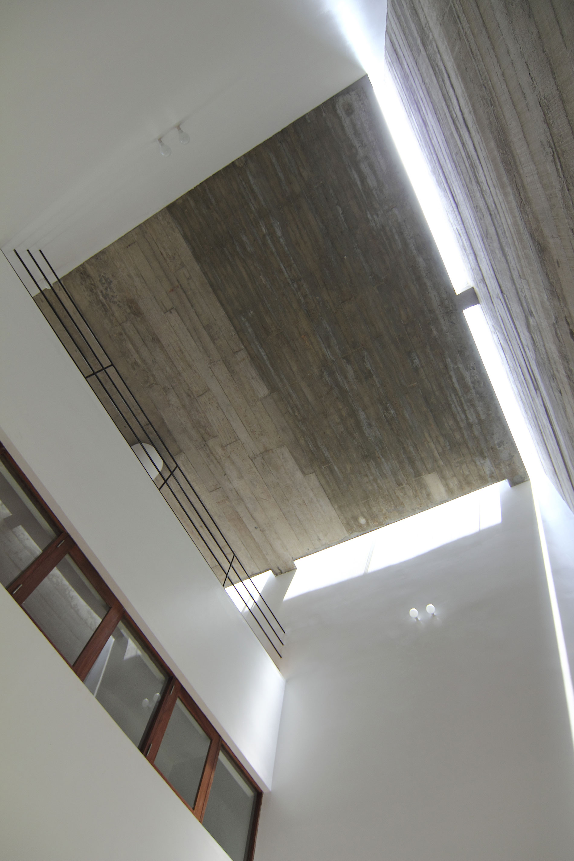 A Simple Country House with Natural Light and Wooden Furniture in Nghe An by Wangstudio (26)