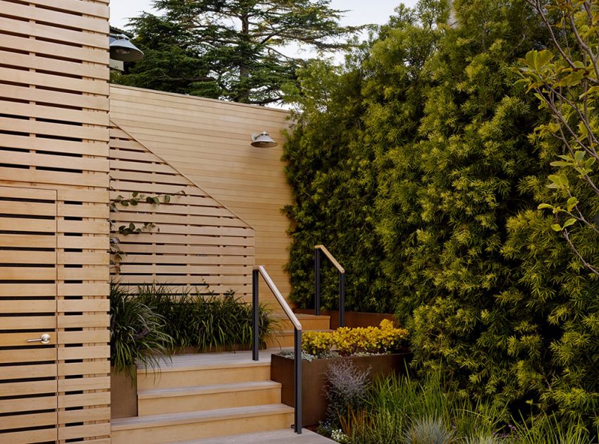 A Simple, Light-Filled Contemporary Home Perched on a Steeply Sloping Hillside in Sausalito by Turnbull Griffin Haesloop Architects (4)