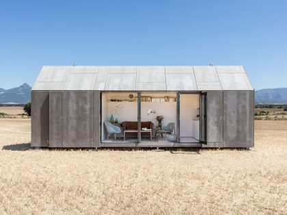 A Simple and Stylish Tiny Home with Airy Interiors in Spain by ÁBATON Arquitectura (1)