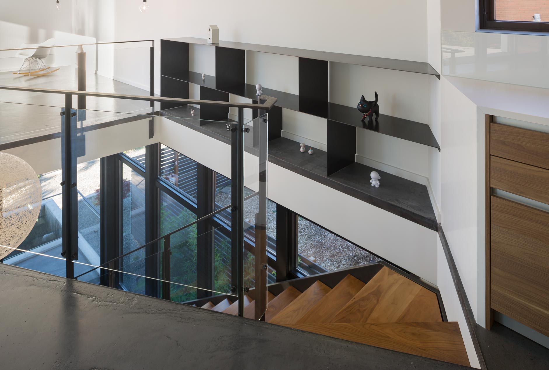 A Sleek and Bright Modern House Made of Concrete Forms, Metal and Glass in Seattle by Stephenson Design Collective (7)