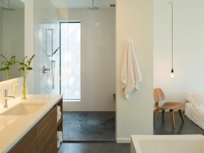 A Sleek and Bright Modern House Made of Concrete Forms, Metal and Glass in Seattle by Stephenson Design Collective (9)