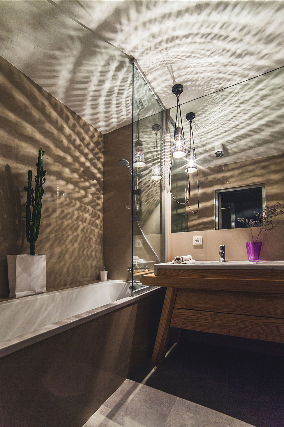 A Small Modern Apartment with Laconic and Scandinavian Style in Kiev, Ukraine by Rina Lovko (27)